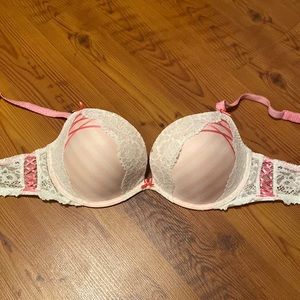 Like new VS dream angel push up bra